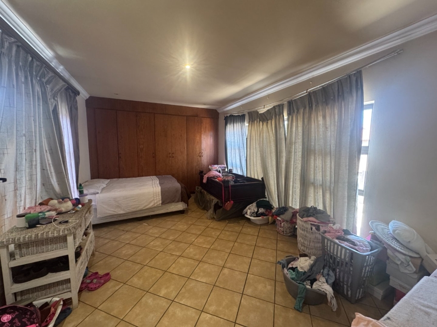 3 Bedroom Property for Sale in Birdwood Estate North West